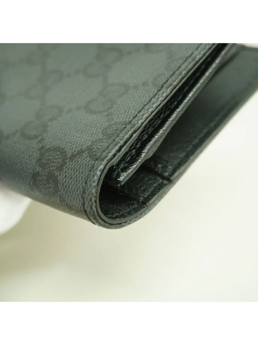 Gucci Wallet GG Supreme Black Silver